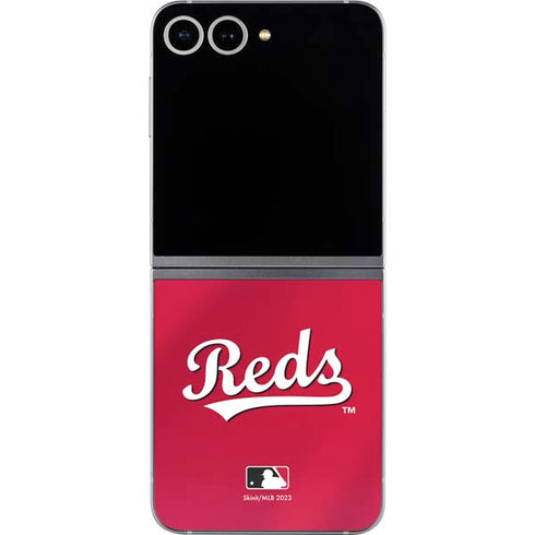 MLB Cincinnati Reds Alternate/Away Jersey Galaxy Z Flip6 Skin